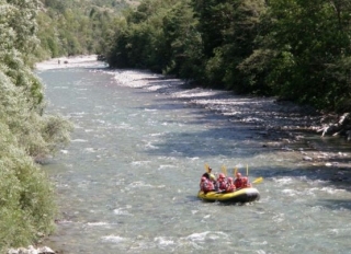  Discesa facile in rafting nelle Hautes Alpes 